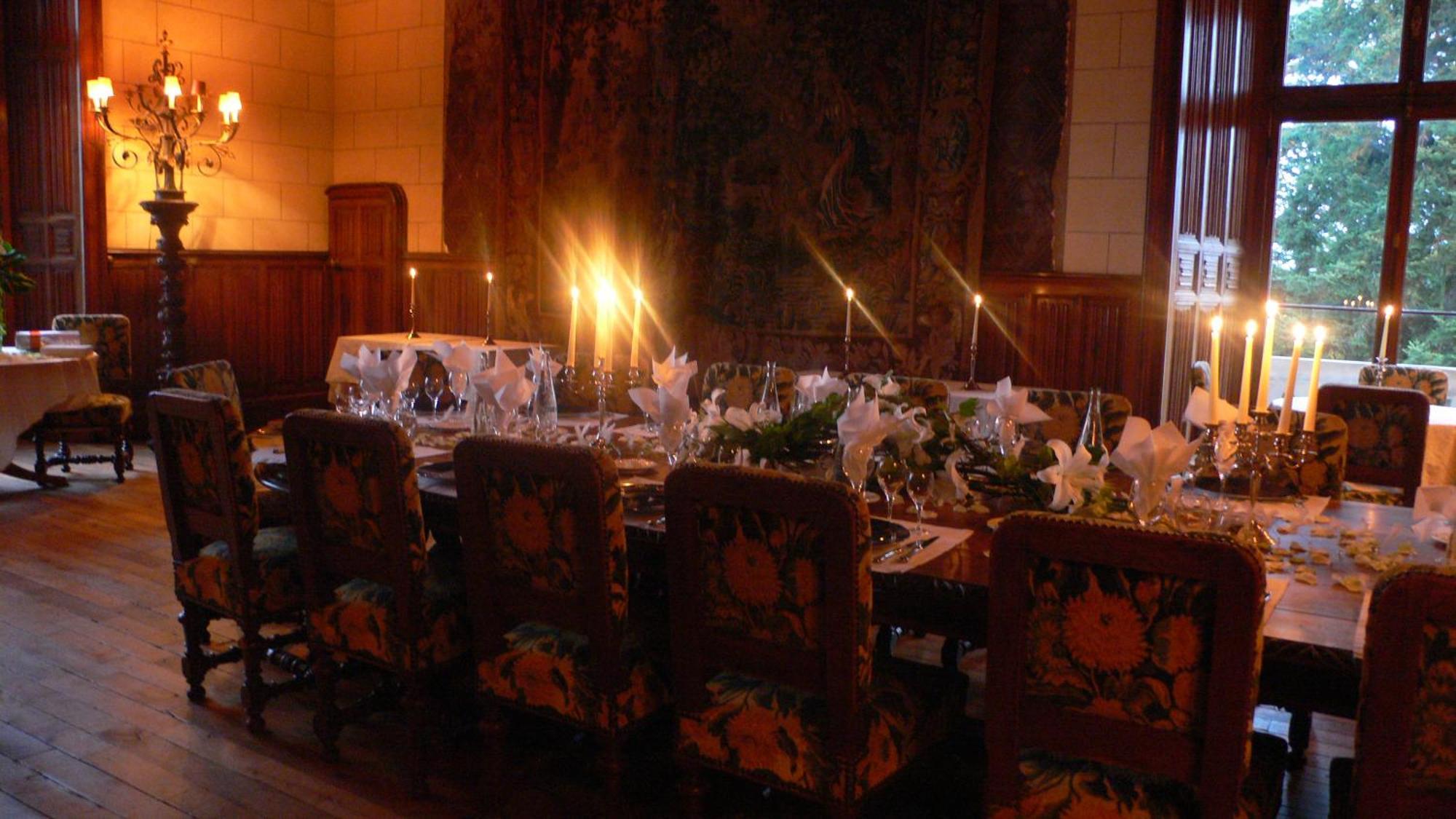 Chateau De Busset Bagian luar foto